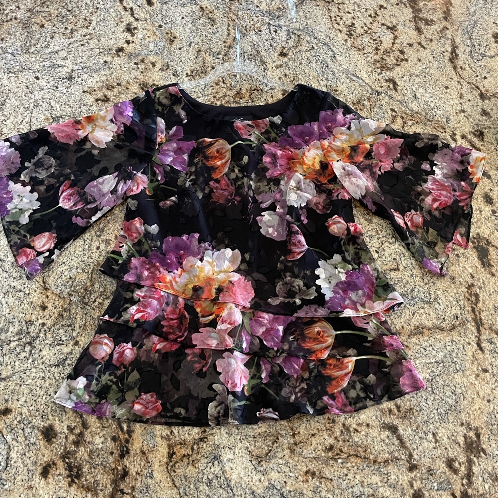 Alex Evenings stunning dressy evening blouse.  Floral print, burnout, tiered